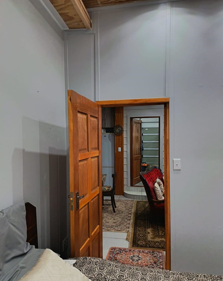 5 Bedroom Property for Sale in Seemeeu Park Western Cape